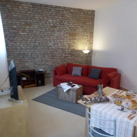 T.a.n.a. Venecia